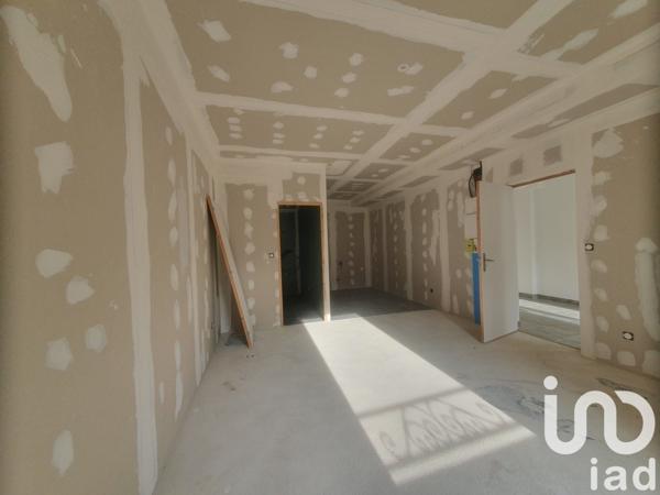 Studio 1 pièce de 30 m² à Montereau-Fault-Yonne (77130)