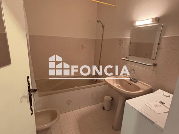 Location Studio meublé 26 m² - 1 RUE FREDERIC ARNAUD Digne Les Bains 04000