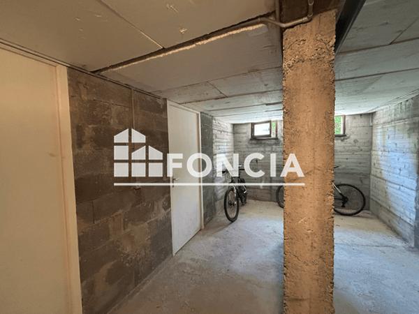 Location Studio meublé 26 m² - 1 RUE FREDERIC ARNAUD Digne Les Bains 04000