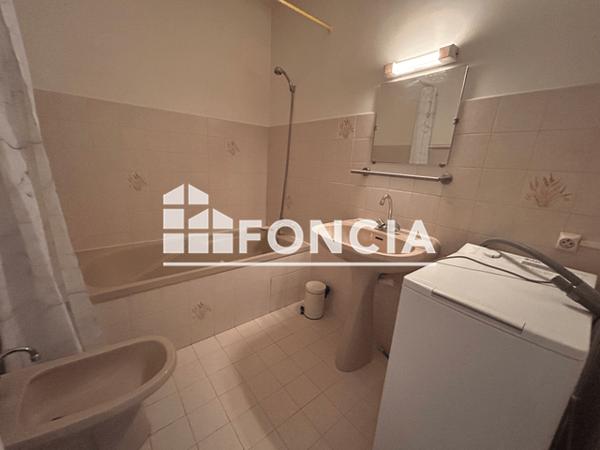 Location Studio meublé 26 m² - 1 RUE FREDERIC ARNAUD Digne Les Bains 04000