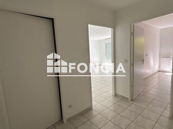 Location Appartement 4 pièces 89.9 m² - 20 AVENUE DE LA TABLE DE PIERR Francheville 69340