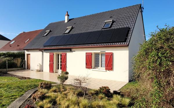 Maison à vendre    5 pièces •  Saint-Jean-de-la-Ruelle