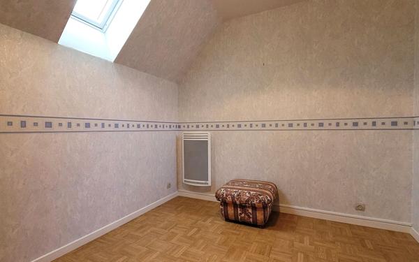 Maison à vendre    5 pièces •  Saint-Jean-de-la-Ruelle