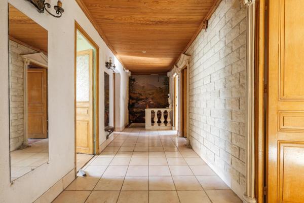 Nice Nord Gorbella au calme et sans vis à vis 4P85m2 à refaire proche de toutes commodités et écoles à pieds.