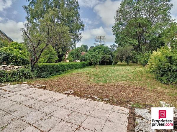 Maison en pierre  Courchaton 5 pièces 138 m2 + dépendance 90 m2