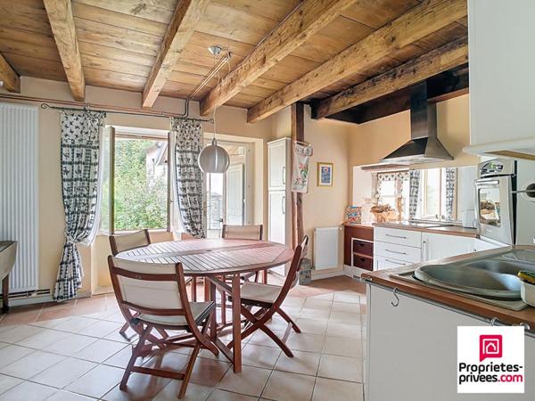 Maison en pierre  Courchaton 5 pièces 138 m2 + dépendance 90 m2