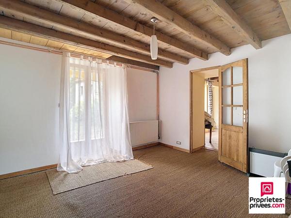 Maison en pierre  Courchaton 5 pièces 138 m2 + dépendance 90 m2