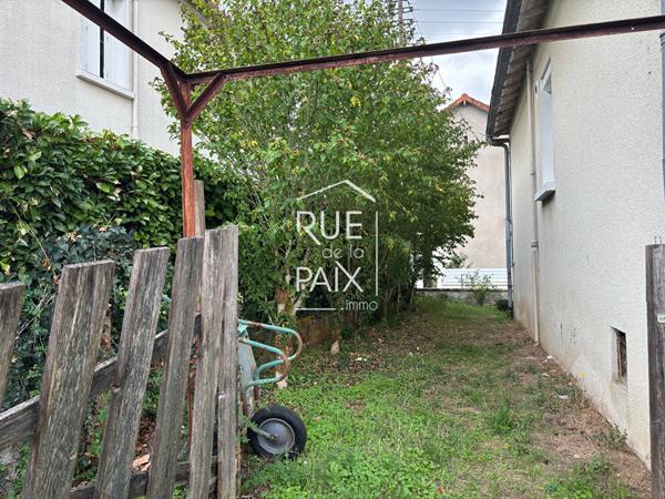 79200 PARTHENAY MAISON AVEC LOCATAIRE EN PLACE - PARTHENAY
