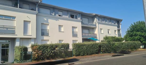 Appartement à vendre 2 pièces BORDEAUX Caudéran (33)avec jardin/terrasse et place de parking privative