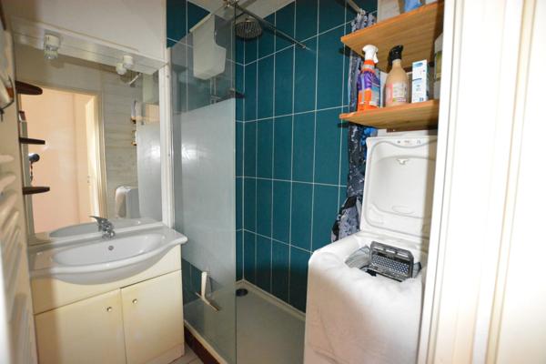 Appartement à vendre 2 pièces BORDEAUX Caudéran (33)avec jardin/terrasse et place de parking privative