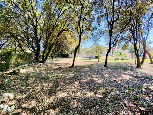 TAB viabilisé, calme et hors lotissement, 577m²