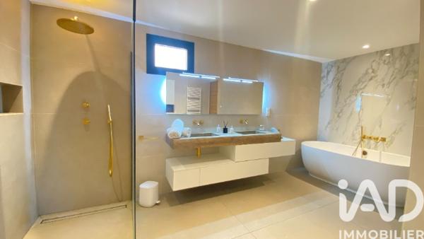 Maison à vendre 5 pièces 120 m² Fréjus