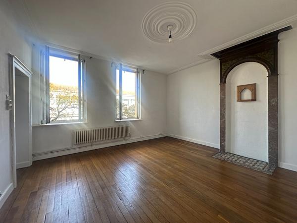 Appartement 3 pièces 90.6 m2