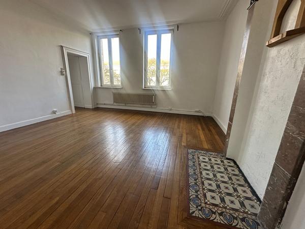 Appartement 3 pièces 90.6 m2