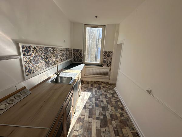 Appartement 3 pièces 90.6 m2