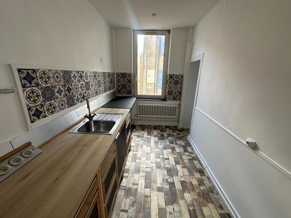 Appartement 3 pièces 90.6 m2