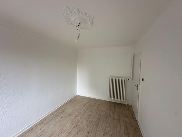 Appartement 5 pièces 70.24 m2