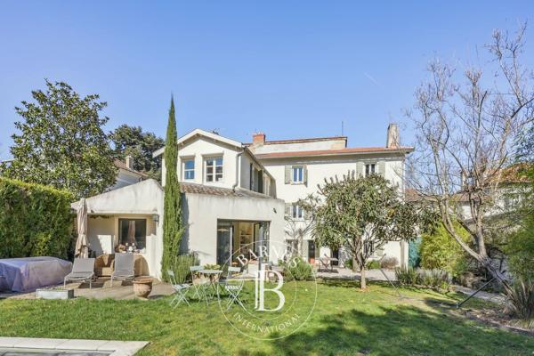 Tassin-la-Demi-Lune, Maison 4 Chambres -  270 m² à vendre