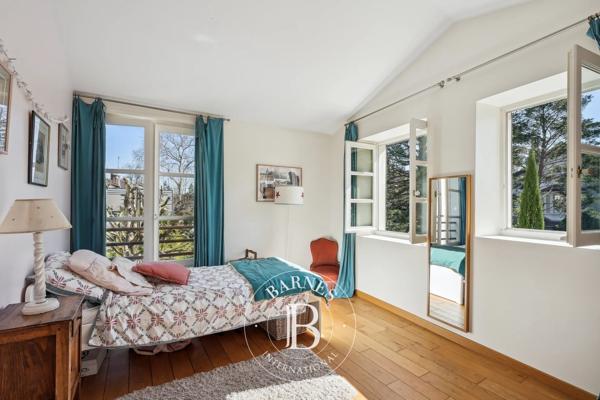 Tassin-la-Demi-Lune, Maison 4 Chambres -  270 m² à vendre