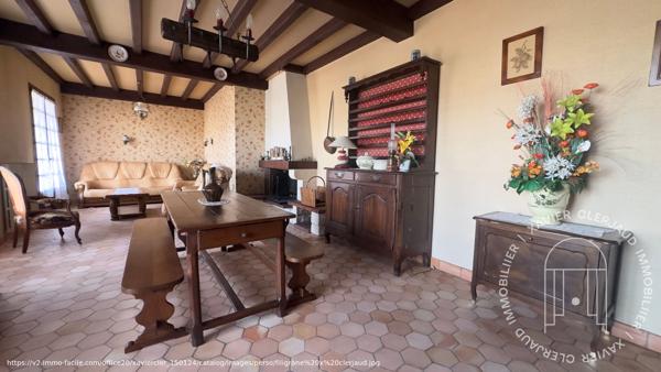 Maison Nueil Les Aubiers 6 pièce(s) 135.13 m2 , Nueil les aubiers