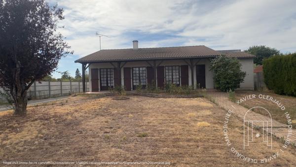 Maison Nueil Les Aubiers 6 pièce(s) 135.13 m2 , Nueil les aubiers