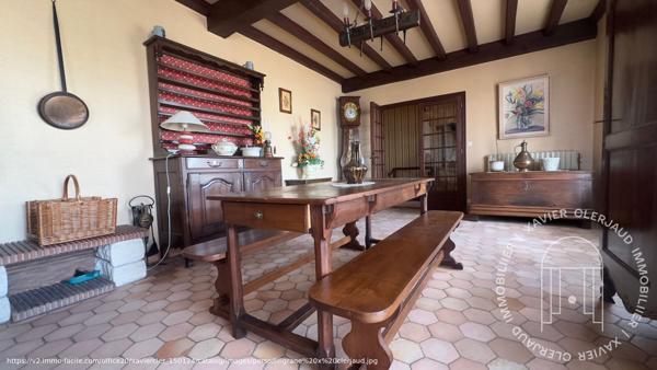 Maison Nueil Les Aubiers 6 pièce(s) 135.13 m2 , Nueil les aubiers
