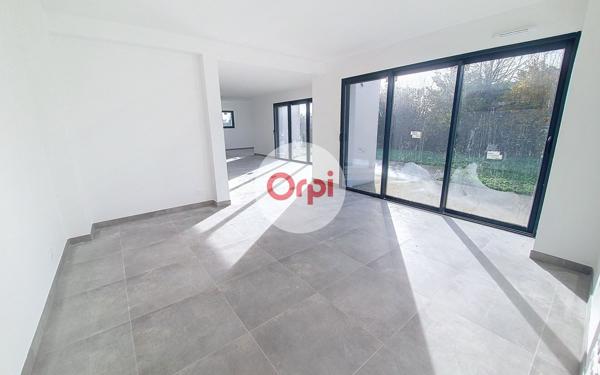 Maison à vendre    4 pièces •  Questembert