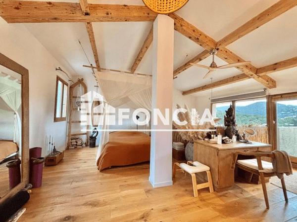 À vendre Maison 4 pièces 112 m² - La Londe-les-maures 83250