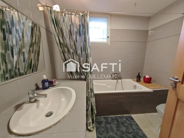 Maison T5 de 156m² sur terrain de 669m² à St Chamas