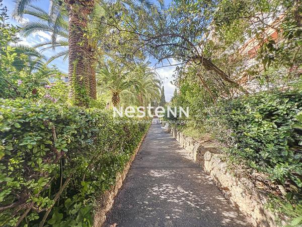 Vallauris T3 52 m2 - jardin 48 m² - parking - cave - piscine