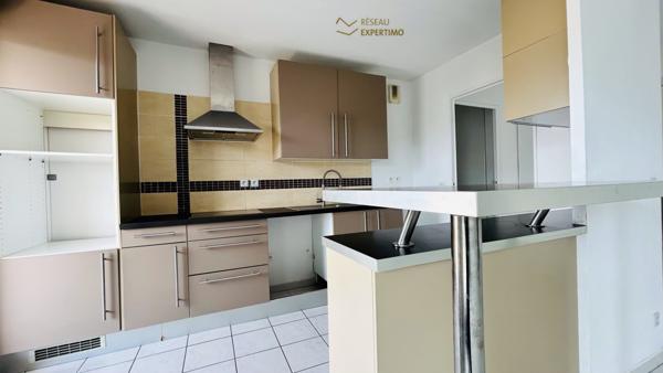 Marseille (13003) Appartement 3 Pièces avec Terrasse et Vue Dégagée sur Marseille, Idéal pour Investisseurs ou Familles