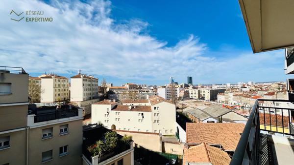 Marseille (13003) Appartement 3 Pièces avec Terrasse et Vue Dégagée sur Marseille, Idéal pour Investisseurs ou Familles