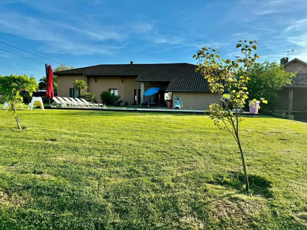 Maison 10 pièces 280m² à vendre à Châtillon-sur-Chalaronne 01400