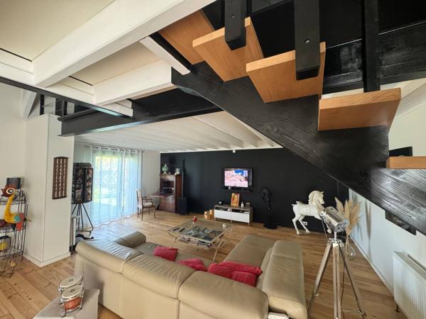 Maison 10 pièces 280m² à vendre à Châtillon-sur-Chalaronne 01400