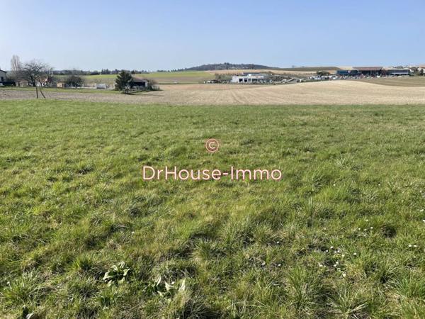 Terrain à vendre de 3 140 m²