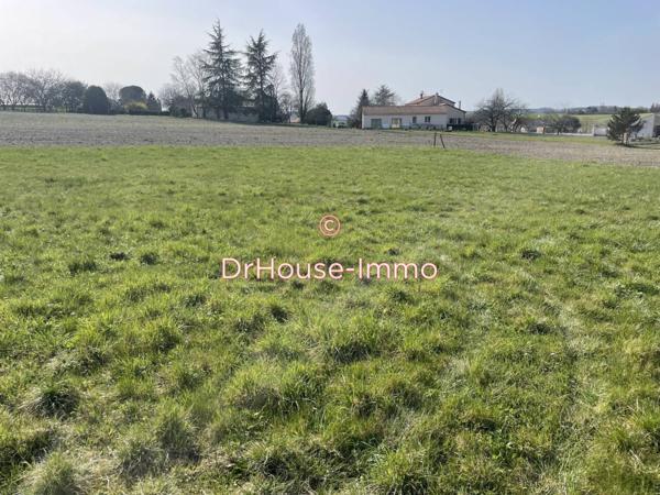 Terrain à vendre de 3 140 m²