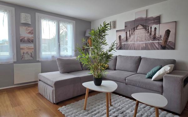 Maison à vendre    5 pièces •  Rochefort