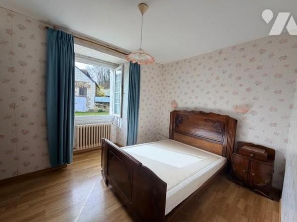 ENSEMBLE DE DEUX MAISONS