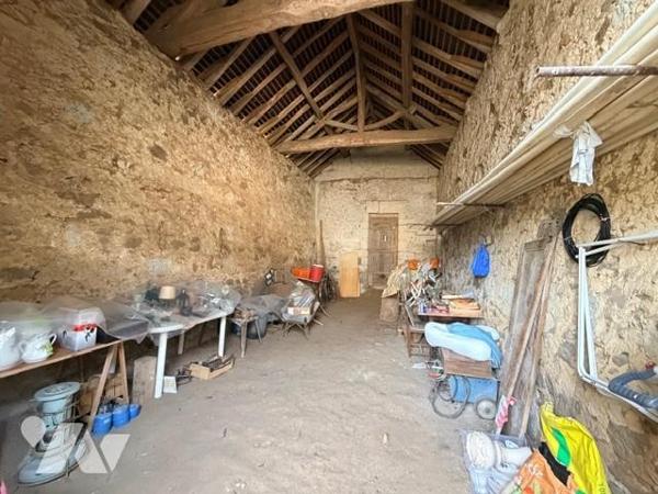 ENSEMBLE DE DEUX MAISONS