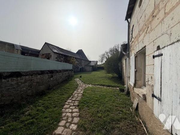 ENSEMBLE DE DEUX MAISONS