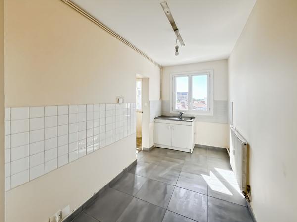 Appartement CHALLANS - 2 pièce(s) - 47.9 m2