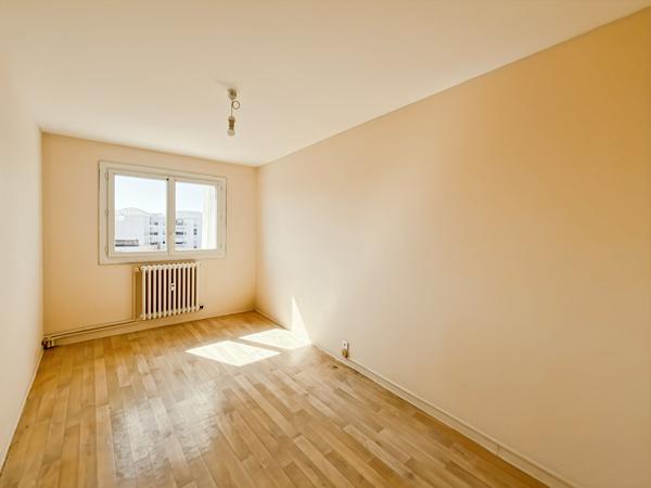 Appartement CHALLANS - 2 pièce(s) - 47.9 m2