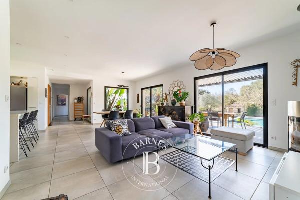 Cazevieille, Maison 4 Chambres -  275 m² à vendre