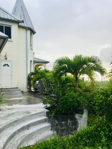 Spacieuse villa F6 de 180m2 à La Possession