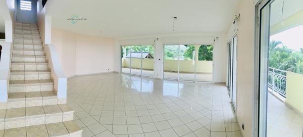 Spacieuse villa F6 de 180m2 à La Possession