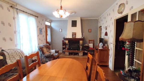 JOLIE MAISON A RENOVER QUARTIER OUEST