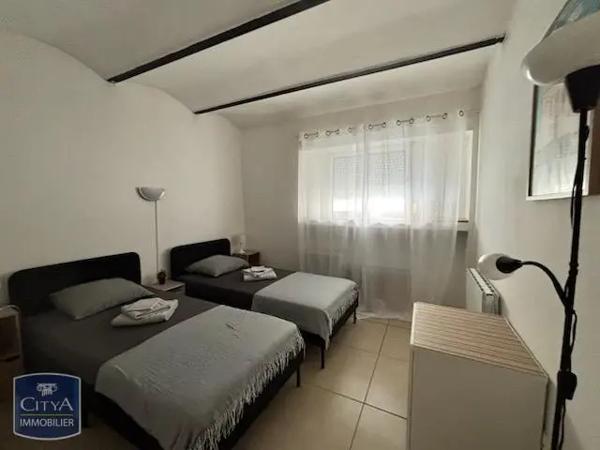 Appartement à louer 3 pièces 84.7m²