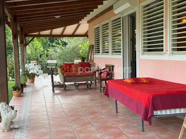 Vente
                Maison80 m² - 3 Pièces -
                    LE MOULE (97160)