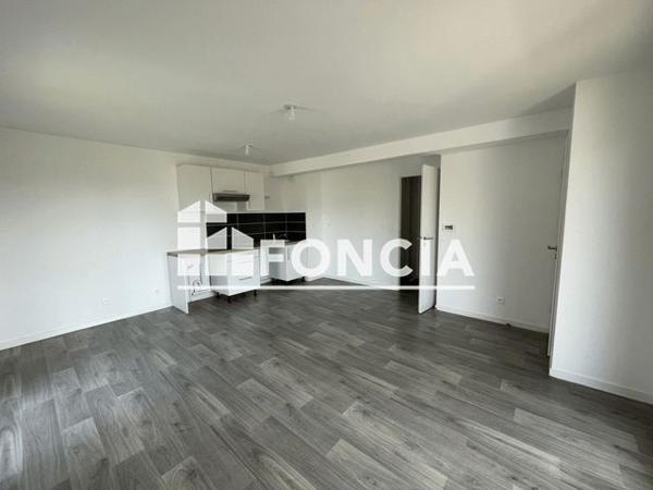 Location Appartement 3 pièces 61.63 m² - 9-11 AVENUE DU GENERAL DE GAULLE Fondettes 37230