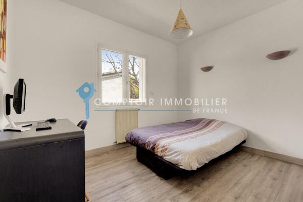 Maison
                                                                                                                                                                                                                                                                                                                        4 pièce(s)                                                                                                                                                                                                          3 chambre(s)                                                                                                                                                                                                          100  m²